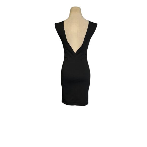 Forever 21 black sleeveless mini dress size small - Picture 16 of 16